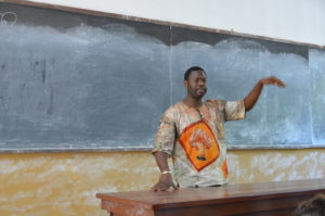 Dr. Alhaji Njai gives a presentation to UW-Madison and University of Sierra Leone students